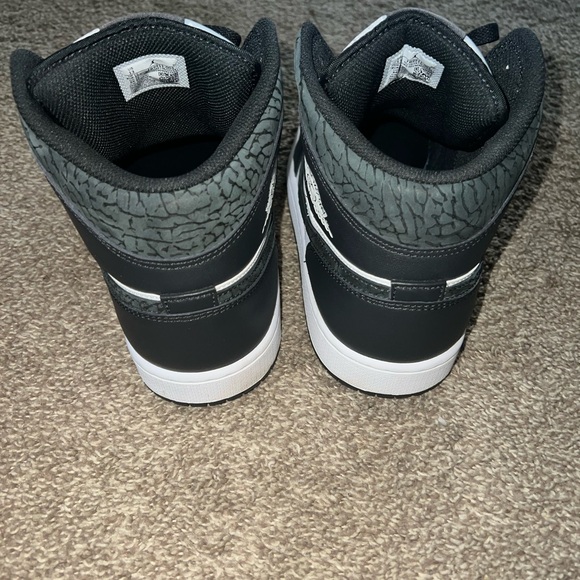 Size 13 Jordan Ones - Picture 3 of 5